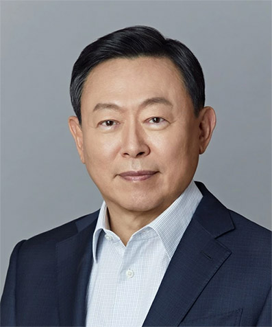 신동빈 롯데그룹 회장이 12년 만에 롯데쇼핑 대표이사로 복귀한다. /사진제공=롯데
