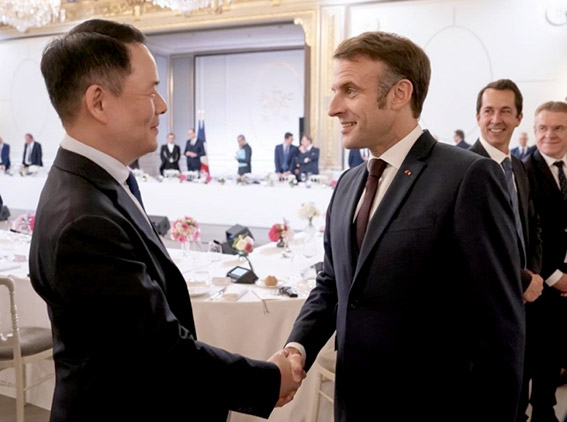 ‘푸른 뱀의 해’ 제빵왕 허진수, K베이커리 글로벌 진출 ‘승승장구’