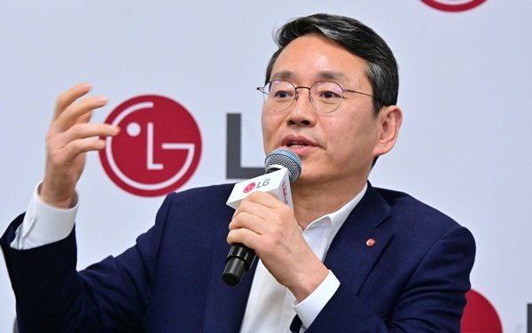 조주완 LG전자 CEO가 미국 라스베이거스에서 진행중인 CES 2025에서 기자간담회를 통해 2025 경영계획을 소개했다. / 사진=LG전자
