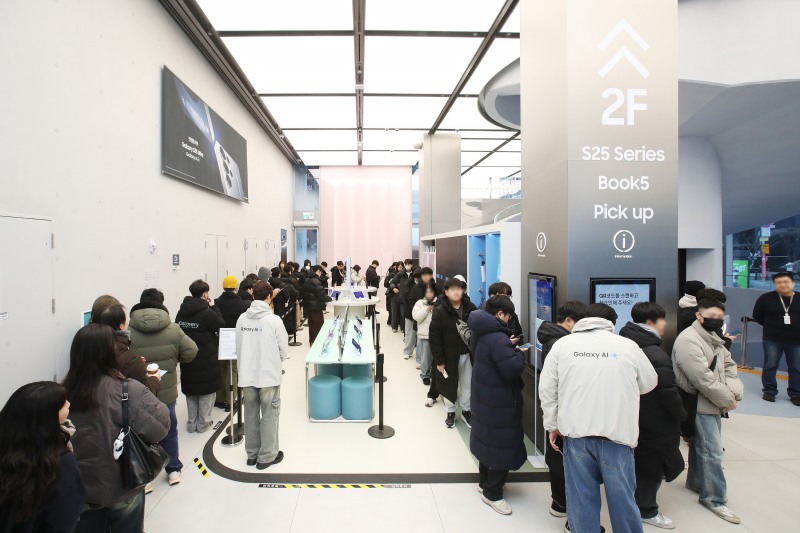 갤럭시S 25 시리즈 사전개통 현장. / 사진=삼성전자