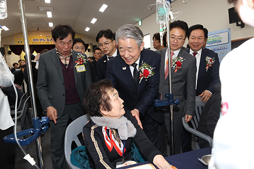 농협중앙회·농림축산식품부 ‘농촌 왕진버스’ 의료 서비스 실시