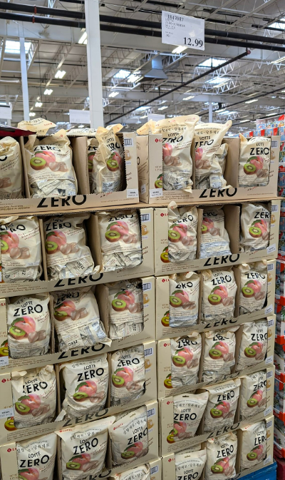 롯데웰푸드(대표 이창엽)의 무설탕·무당류 브랜드 ‘제로(ZERO) 젤리’가 캐나다 코스트코 출시 후 주목을 받는다. /사진=롯데웰푸드