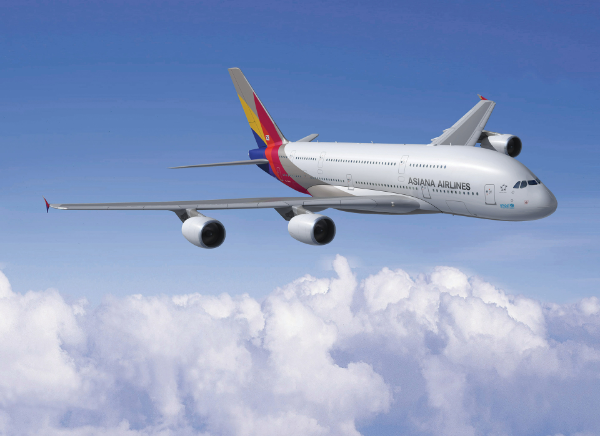 아시아나항공(대표 송보영)이 하계 성수기를 앞두고 뉴욕, 하와이, 방콕 노선을 늘린다고 23일 밝혔다. /사진=아시아나항공