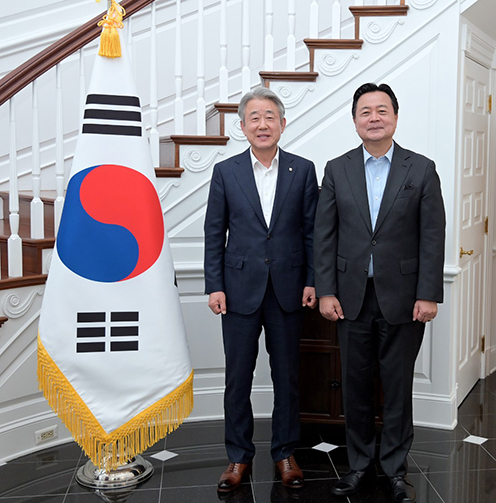 강호동 농협중앙회장, 급변하는 환경 속 K-푸드 수출 활로 모색