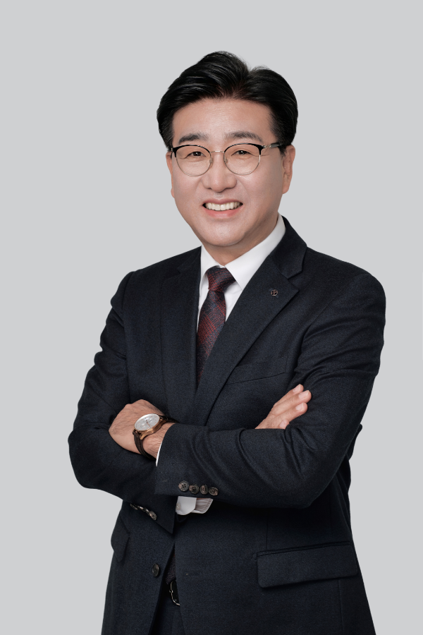 채수웅 신한저축은행 대표./사진=신한저축은행