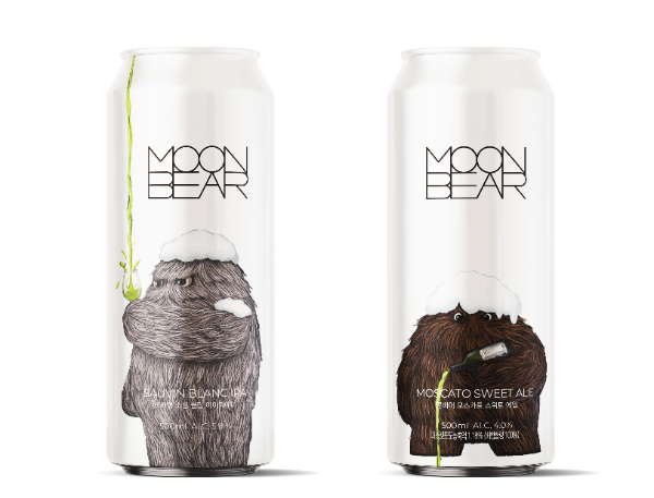 교촌(회장 권원강)이 전개하는 수제맥주 브랜드 문베어가 서울드래곤시티 스카이킹덤 ‘킹스 베케이션(King’s Vacation)’에서 수제맥주 2종을 선보이며, 프리미엄 유통 채널 공략에 속도를 냈다. /사진=교촌 문베어