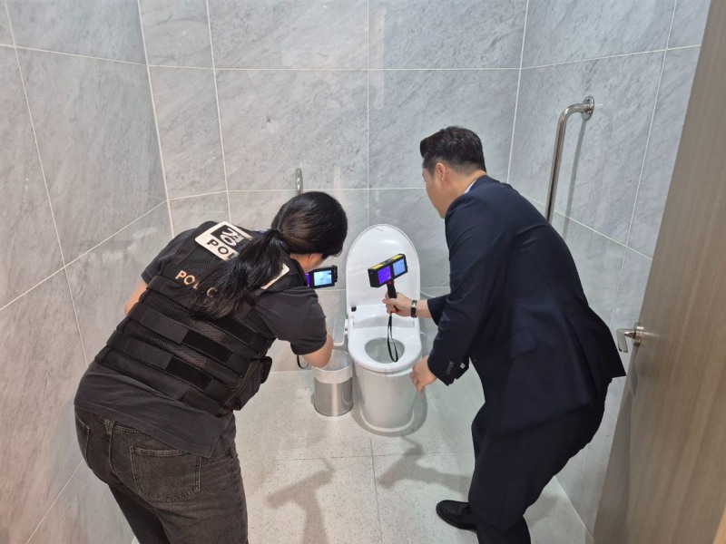 하이원리조트, 정선경찰서 관계자가 합동으로 현장을 점검하는 모습./사진제공=강원랜드