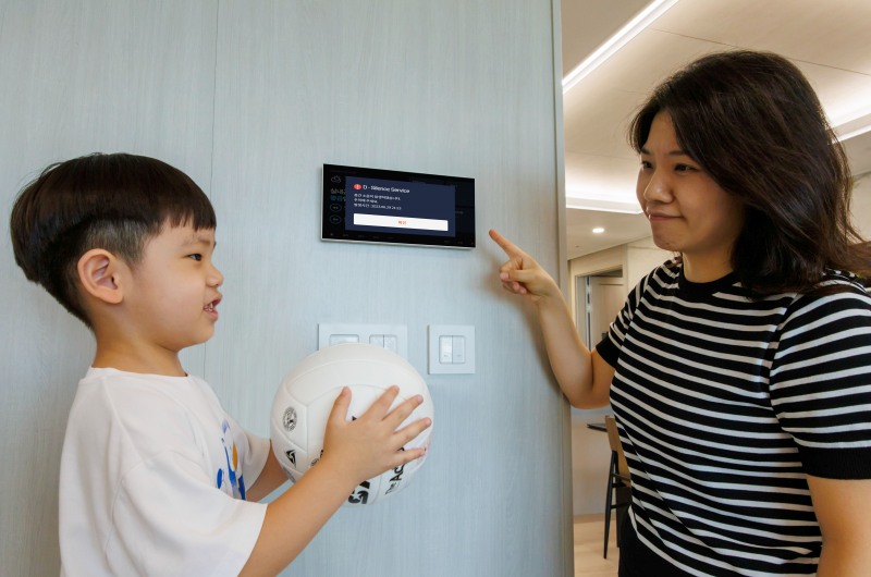 ‘D-사일런스 서비스’의 알림이 울리는 모습./사진제공=DL이앤씨