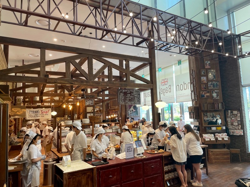 롯데백화점 잠실점에 있는 런던베이글 매장 모습. /사진제공=롯데백화점