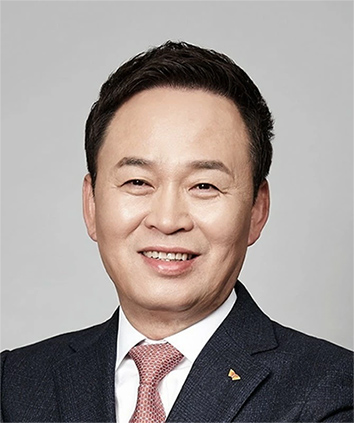 장용호 SK(주) 대표이사 겸 SK이노베이션 총괄사장이 배터리 계열사 SK온 이사회 의장을 수행한다. / 사진=SK이노베이션