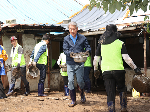 강호동 농협중앙회장, 경기 가평군 재해복구 활동 실시