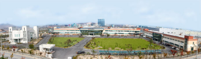 남북 화해 무드가 조성되면서 국내 증시에서 한동안 잠잠했던 남북경협주들이 다시 꿈틀되고 있다. 신원그룹 개성공단 전경. /사진=한국금융신문DB