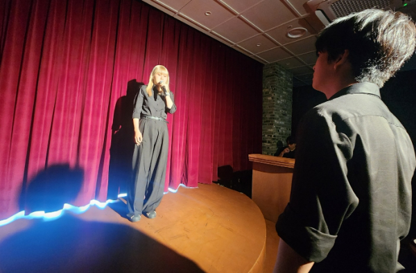 21일 찾은 서울 송파구 샤롯데씨어터에서 뮤지컬펍 '커튼콜 인 샬롯' 프레스콜이 열렸다. /사진=손원태 기자