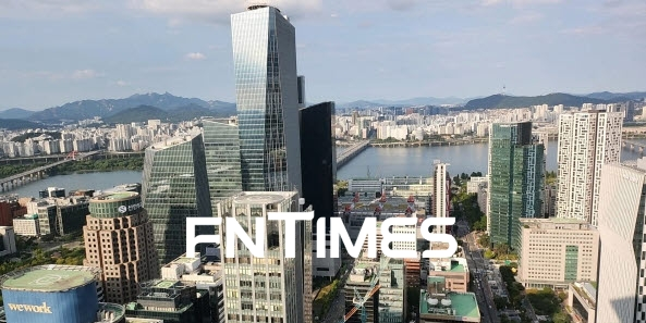 9월 국내 증시가 제한된 박스권 흐름을 보일 것으로 예상되는 가운데, 증권가에선 투자자들에게 배당주에 주목하라는 조언이 잇따르고 있다. 미국의 기준금리 인하 기대가 커지는 반면, 경기 둔화와 기업 실적 부진 우려로 증시 상승세가 제한될 수 있다는 분석이다. 여의도 증권가 정경. 사진= 한국금융신문DB