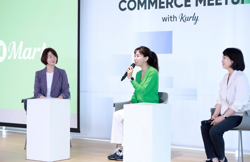 이윤숙 네이버 쇼핑사업 부문장, 김슬아 컬리 대표, 정경화 네이버 네이버플러스스토어 프로덕트 리더(왼쪽부터)./사진제공=네이버