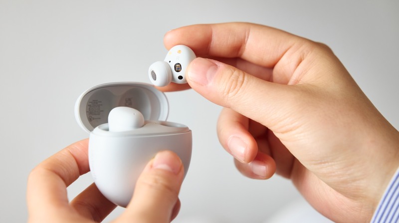 웨어러블 헬스케어 전문기업 슬립웨이브가 뇌파 기반 웰니스 디바이스 ‘포미버즈(For Me Buds)’ 글로벌 시장 공략을 본격화한다. / 사진=슬립웨이브