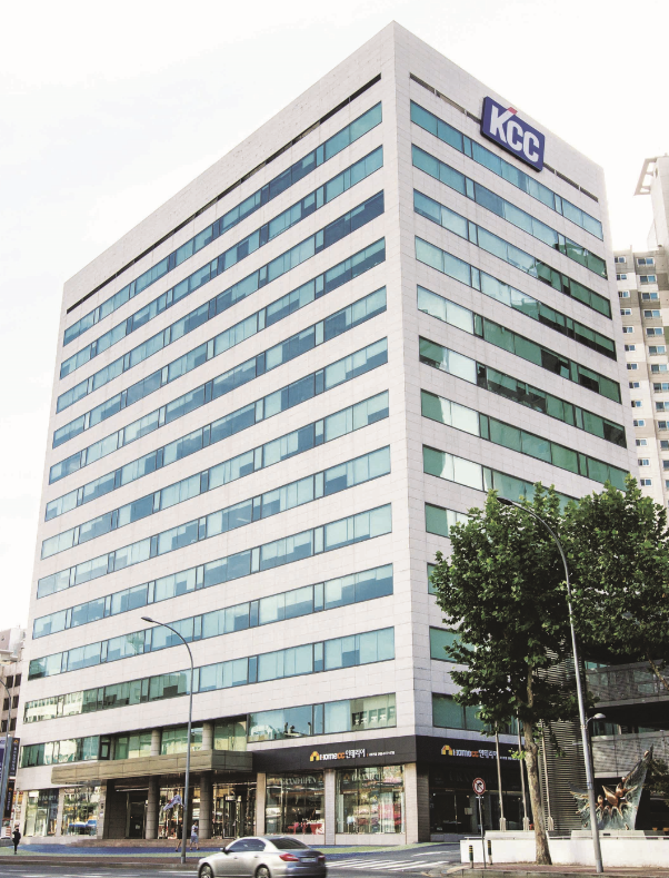 KCC 서울 사옥 전경. /사진제공=KCC