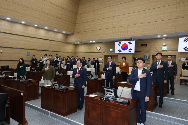 용산구의회 임시회 본회의가 진행되는 모습./사진제공=용산구의회