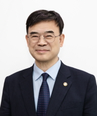 이상경 전 국토부차관. /사진제공=국토교통부