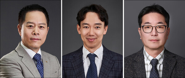(왼쪽부터) 박상영 사장, 배기룡 전무이사, 정대석 상무이사. /사진=광동제약
