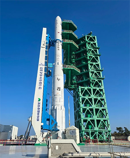 HD현대중공업이 구축한 발사대에서 발사 준비를 마친 누리호. /사진제공=HD현대중공업