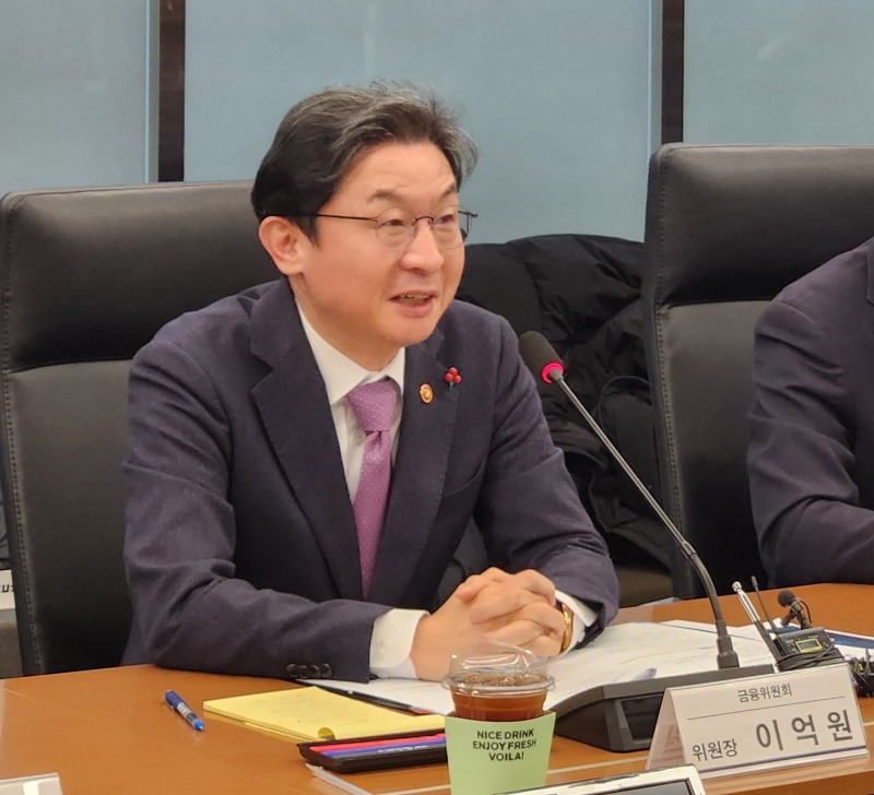 모두발언 중인 이억원 금융위원장 / 사진 = 김성훈 기자