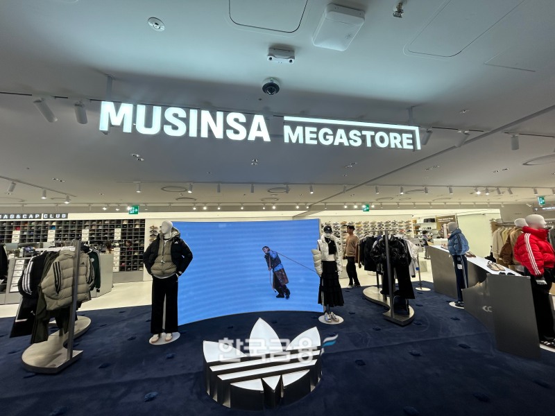 무신사메가스토어의 팝업 공간. 주기별로 선보이는 브랜드가 달라진다./사진=박슬기 기자