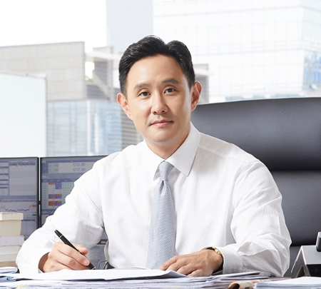 최윤범 고려아연 회장. / 사진=고려아연