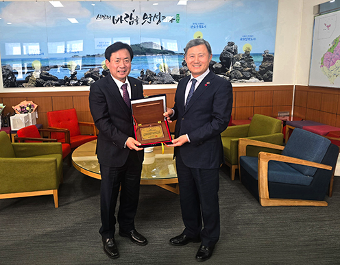 수원농협 염규종 조합장, 제주도 명예도민 선정