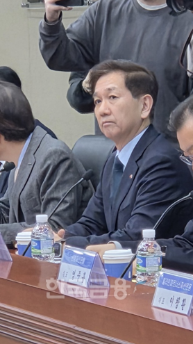 황성엽 금융투자협회장이 24일 여의도 금융투자협회에서 열린 금융감독원 부원장 주재 자산운용사 대표이사 간담회에서 발표하고 있다. / 사진= 한국금융신문(2026.02.24)