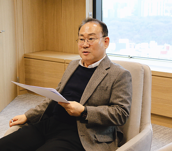 △ 연세대학교 경제학과 졸업 / 연세대학교 대학원 경제학 석사 / 동남리스 ('92.09~'94.11) / 한국종합기술금융 ('94.12) / KTB네트워크(주) / KTB네트워크(주) 대표이사 사장 / 다올인베스트먼트(주) 대표이사 사장 ('21.03~'23.03) / 우리벤처파트너스(주) 대표이사 사장 ('23.03~현재)