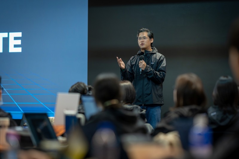 정우진 NHN 대표가 연설하고 있다. /사진=NHN