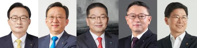 (왼쪽부터) 이환주 KB국민은행장, 정상혁 신한은행장, 이호성 하나은행장, 정진완 우리은행장, 강태영 NH농협은행장 / 사진=각 사
