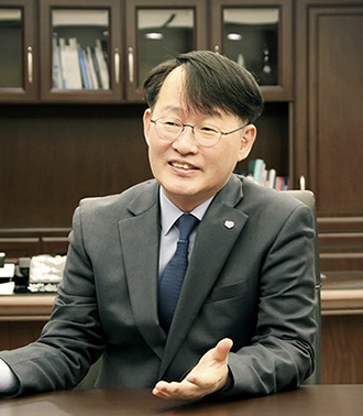 최유삼 한국신용정보원장 / 사진=신용정보원