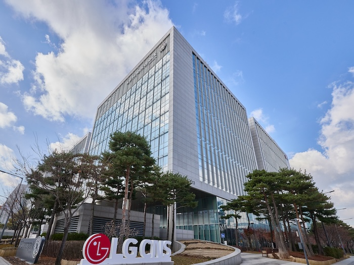 LG CNS는 올해 1분기 연결 기준 매출액 1조3150억 원, 영업이익 942억 원을 달성했다고 30일 밝혔다. 전년 동기 대비 매출은 8.6%, 영업이익은 19.4% 증가했다. /사진=LG CNS