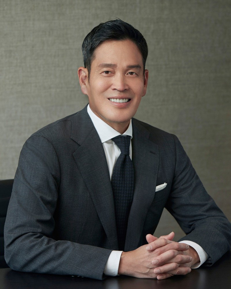 정용진 회장이 손정현 SCK컴퍼니 대표를 경질했다. /사진제공=신세계그룹