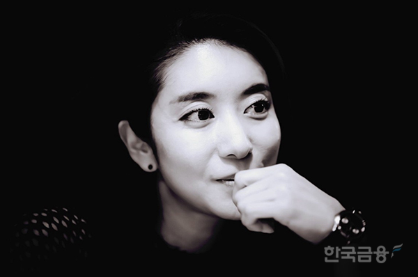 안현정 미술평론가·성균관대학교박물관 학예실장. 안 평론가는 장준환 저서 『K가 죽어야 K가 산다』가 제기하는 ‘미학적 주권’과 문화 인프라의 문제의식을 서평을 통해 조명했다.