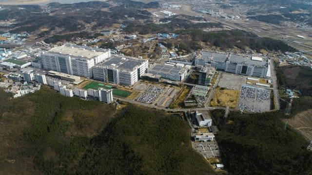 A panoramic view of LG Display's Paju plant. Courtesy of LG Display