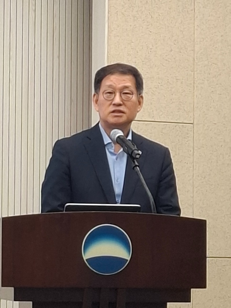 박정훈 우리금융경영연구소 대표가 7일 오전 열린 컨퍼런스 시작에 앞서 인삿말을 하고 있다. / 사진=장호성 기