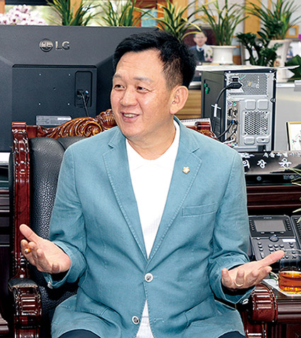 ▲ 윤판오 중구의회 의장. / 사진제공 = 중구의회