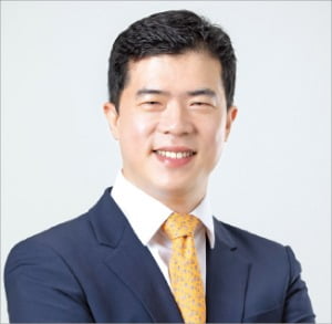김민국 VIP자산운용 대표는 “대주주의 건강 악화나 사망 소식이 주가 상승 재료가 되는 비극을 이제는 끝내야 한다”며 “낮은 주가가 대주주에게 이익이 되는 구조 자체를 바꾸는 제도 개선이 필요하다”고 밝혔다. 김민국대표 모습. 사진=VIP자산운용