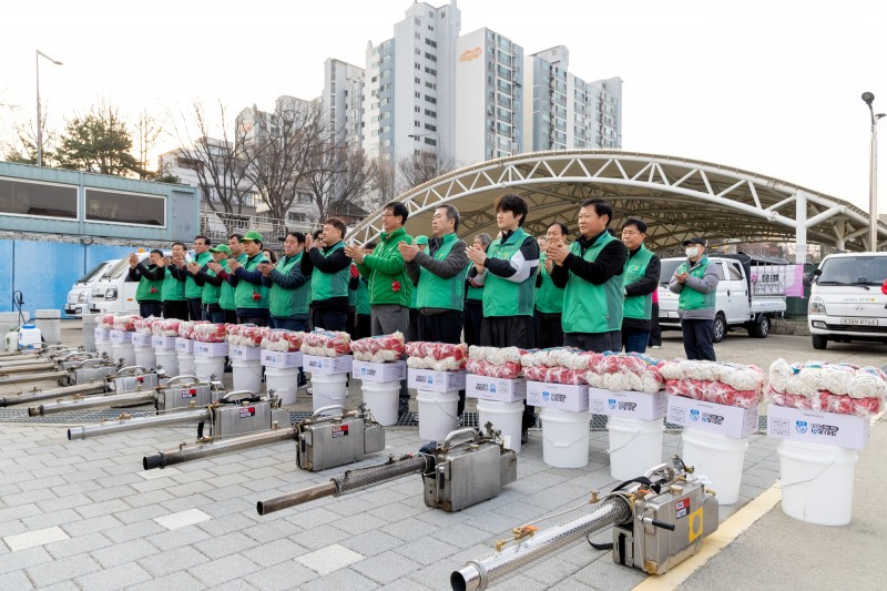 마포구 새마을자율방역봉사대 발진식./사진제공=마포구