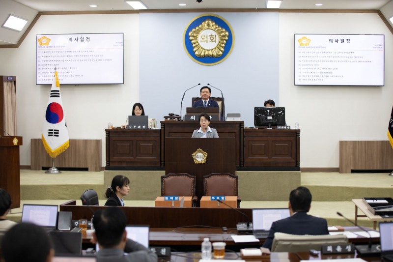 양은미 서울 중구의회 부의장이 의사진행 발언을 하는 모습./사진제공=중구의회