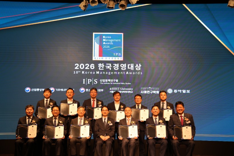 기동호 우리금융캐피탈 대표가 내부 AX 공로를 인정받아 2026 한국경영대상 CEO분야 IT디지털 부문 수상의 영예를 안았다./사진=우리금융캐피탈 제공