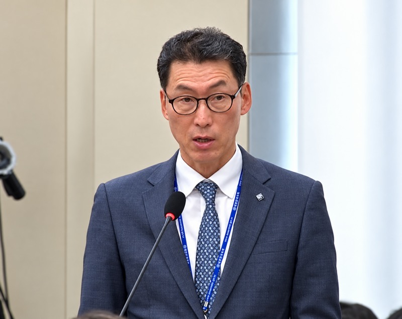 8일 열린 국회 정무위원회 국정감사에서 업무보고 중인 장민영 IBK기업은행장 / 사진 = 국회 인터넷의사중계시스템 캠쳐