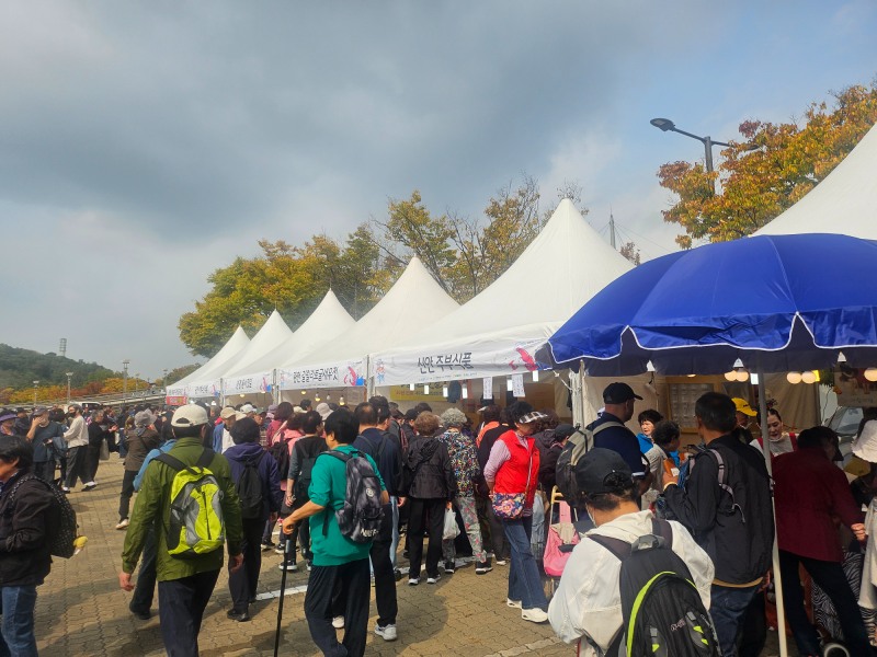 마포나루 새우젓축제 특산물 장터. /사진=주현태