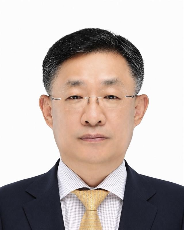 김민철 (주)두산 지주부문 CFO 부회장. /사진=두산