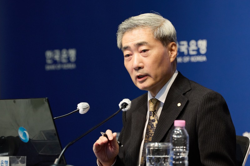신현송 한국은행 총재가 22일 한은에서 열린 금융통화위원회 후 통화정책방향 기자간담회에서 발언하고 있다. / 사진제공= 한국은행(2026.10.22)