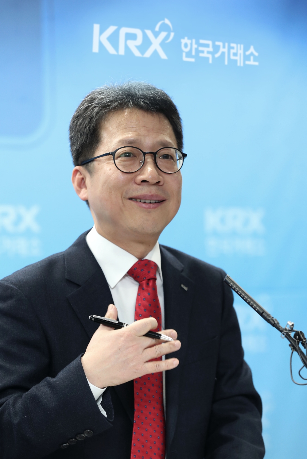 정지원 거래소 이사장 “비트코인 상품 시기상조…임원 일부 발탁인사 할 것”