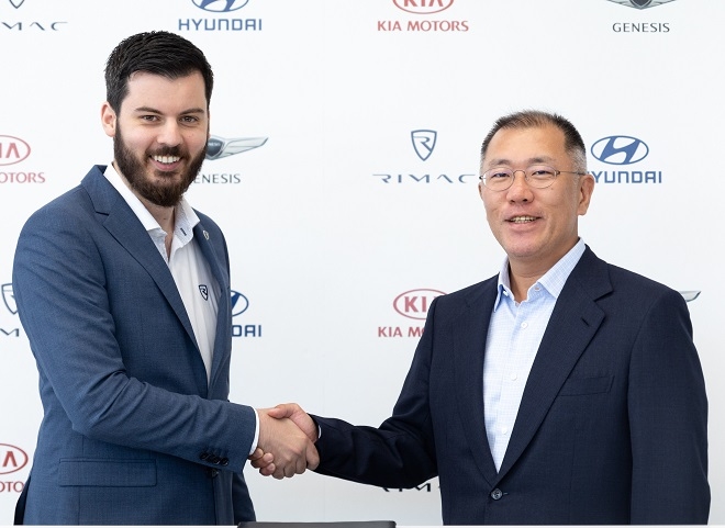 정의선 현대차그룹 수석부회장(오른쪽)과 마테 리막(Mate Rimac) 리막 CEO. (사진=현대기아차)